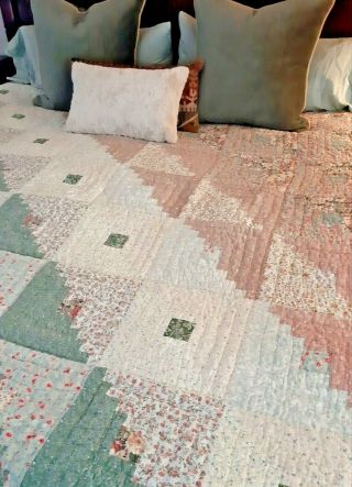 Vintage Quilt Coverlet - Patchwork Triangles - 100 Cotton