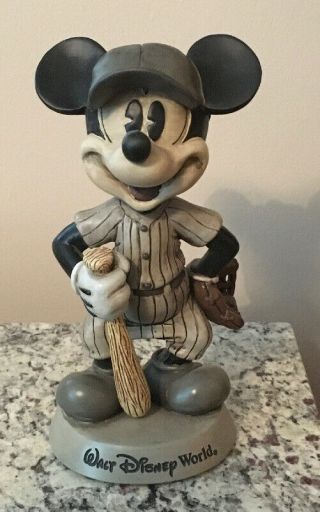 Walt Disney World Mickey Mouse Baseball Player Bobblehead Figure