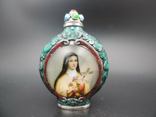 Old Chinese Hand - Made Inlay Figure Pattern Cloisonne Snuff Bottle Copper Spoon