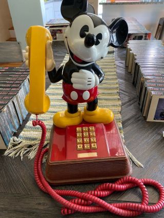 Vintage 1976 Disney Mickey Mouse Push Button Landline Telephone Tmbf8000