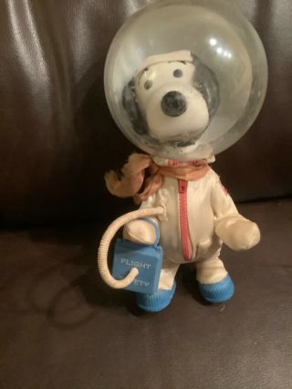Vintage 60s Peanuts Snoopy Dog Doll Figurine Astronaut Apollo Moon Landing 1969
