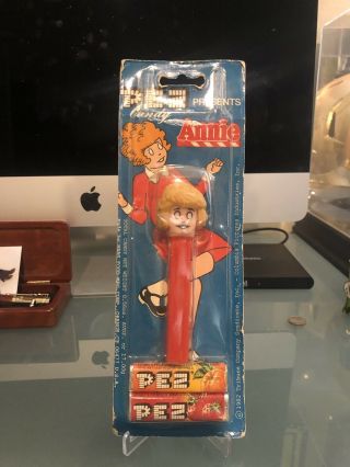 1982 Little Orphan Annie Pez Candy Dispenser Vintage