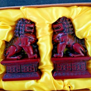 Vintage Chinese Foo Dogs Guardian Lions Cinnabar Resin Figurines Pair Red