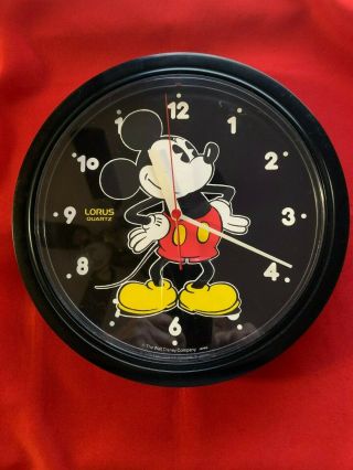 Walt Disney Mickey Mouse Lorus Quartz 10 - 1/2 " Wall Clock (loc - Mm)