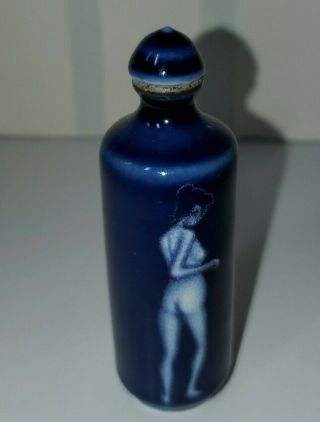 Vintage Chinese Porcelain Snuff Bottle Nude Lady 3 1/2 " Blue Etched To White