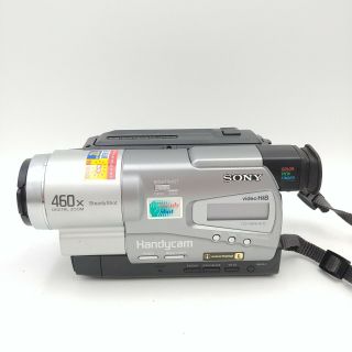 Sony Handycam Ccd - Tr818 Ntsc W/charger,  Cables,  3 Tapes,  Bag - Vintage Camcorder