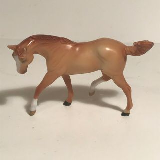 1999 Breyer Reeves Brown Horse Figurine 2.  25 " Tall 3.  5 " Wide