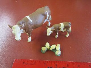 Schleich Farm World Simmental Cow With Calf And Chickens
