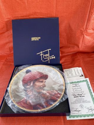 The Shoe 8,  000 Wins 817/9500 Race Horse Collector Plate By Fred Stone