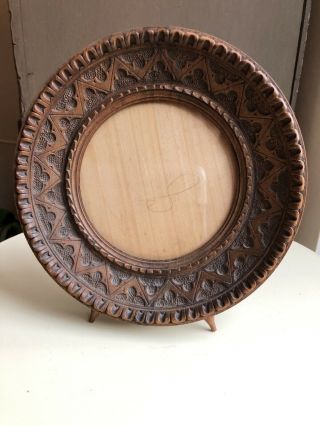 An Unusual Vintage Anglo - Indian Carved Wood 6 " Diameter Round Picture Frame