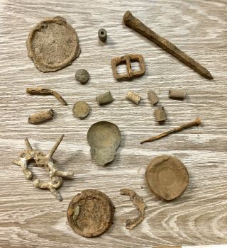 Old West Relics - Dug In & Around Tombstone Arizona With A Metal Detector.