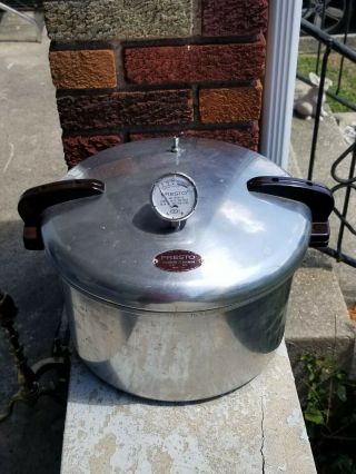 Vintage Presto 7 - B 16 Quart Pressure Cooker Canner With Jar Rack