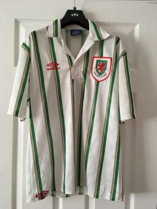 Wales Away Shirt 1993/1994/1995 Vintage Football Retro Cymru