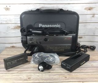 Panasonic Af X 12 Omnimovie Vhs Camcorder Camera Vintage Hard Case Cords Charger