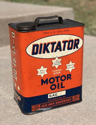 Vintage Diktator Motor Oil 2 Gallon Metal Can Advertising Gas Station Gasoline