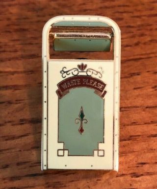 Disneyland Main Street Usa Waste Please Trash Can Cast Excl.  L.  E.  Hinged Lid Pin