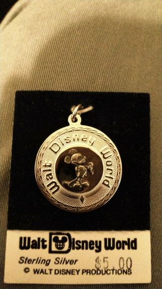 Vintage Walt Disney World Sterling Silver Mickey Mouse Pendant Or Charm On Card