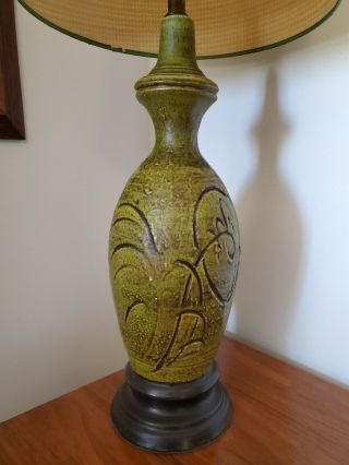 Vtg Mid Century Modern Green Ceramic W/abstract Carving Table Lamp 34.  5