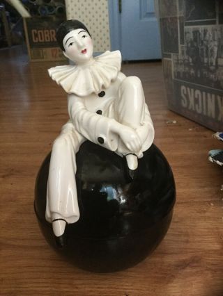 Vintage Taste Setter Sigma Pierrot Mime Clown Ceramic Black & White