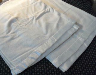 Vintage Chatham 100 Wool Blankets Pair 74 X 88 White With Wide Satin Binding