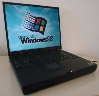Vintage Gateway Solo 9150 Windows 98 Dos Laptop Pii 366mhz 128mb 40gb Dvd/floppy