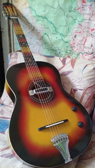 Kremona - Vintage Bulgarian El - Acoustic Guitar,  Well Preserved,  Look&play