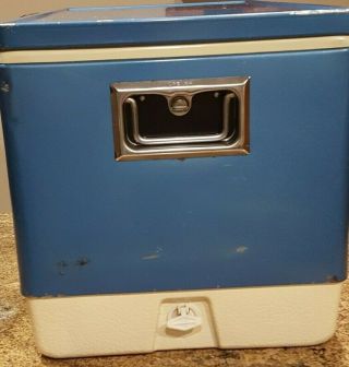 Vintage 1975 Coleman Cooler Blue Camping Ice Chest: Large Size 28 x 15.  25 x 16 2