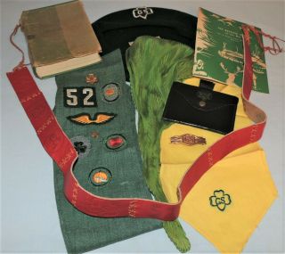 Vintage Girl Scouts Brownie Beret Belt Sash Badge Scarf Wallet Barrette Handbook