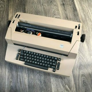 Vintage Ibm Correcting Selectric Ii Typewriter,  Extra Fonts - Needs Servicing