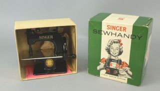 Vintage Singer Sewhandy Sewing Machine Model No.  20 With Box & Booklet