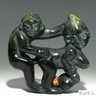 Collectable Chinese Old Jade Hand - Carved Monkey & Belle Delicate Unique Statue