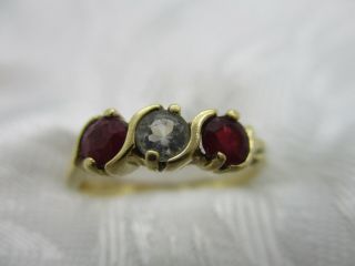 Vintage Estate Jewelry 10k Solid Yellow Gold White Topaz Red Spinel Ring Sz 7