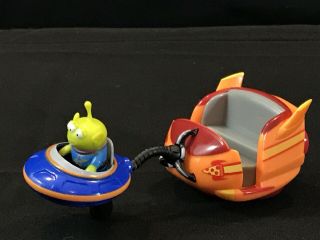 Disney Toy Story Land Alien Swirling Saucers Pull Back Ride Vehicle
