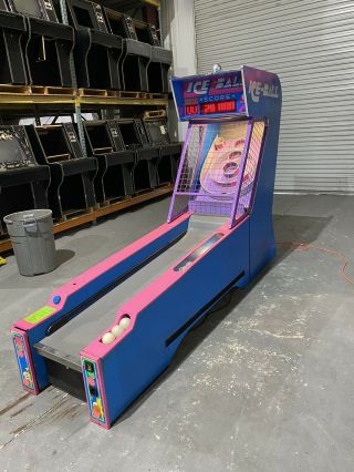 Skee Ball - ICE Iceball Alley Roller 3