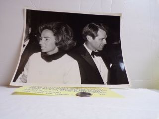 Upi Photo 12 - 13 - 67 Sen.  Robert Kennedy And Wife Ethel Fund Raiser For Democratic