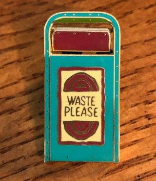 Disneyland Adventureland Waste Please Trash Can Cast Excl.  L.  E.  Hinged Lid Pin
