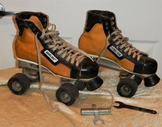 Vintage Bauer Oak Street Roller Skates Canada Roller Hockey Mens Size 8