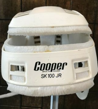 Vintage White Color Cooper Sk100 Junior Jr Hurling Helmet Made In Canada