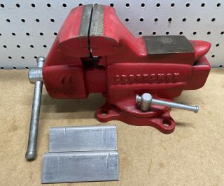 Vintage Sears Craftsman No.  506.  51801 Swivel Bench Vise With Jaw Protectors
