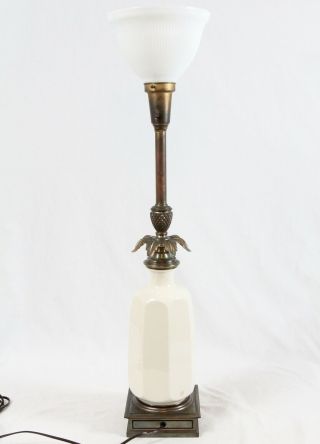 Stiffel Brass & Lenox Porcelain Vintage Table Lamp Pineapple Hollywood Regency