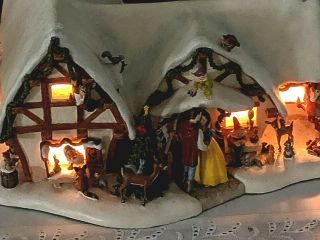 Vintage DANBURY Disney Snow White and the Seven Dwarfs Christmas Cottage 2