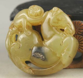 Old Chinese Natural Jade Hand - Carved Statue Of Horse And Monkey Pendant
