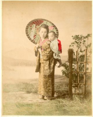 Japon,  Japanese And Baby Vintage Albumen Print,  Japan Tirage Albuminé Aqu