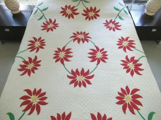 Vintage Densely Quilted Windblown Daisy Wreath & Basket Applique Quilt 92 " X 78 "