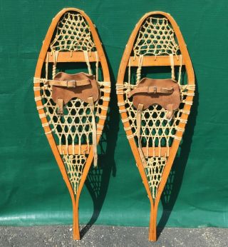 Great Vintage Snowshoes 33x10 Snow Shoes Leather Bindings