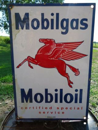 Old Vintage 1950s Mobiloil Mobilgas Motor Oil Porcelain Enamel Gas Pump Sign