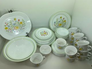 69 Piece Set Vintage Corelle Meadow Pattern Dinnerware and Serving Dishes 2