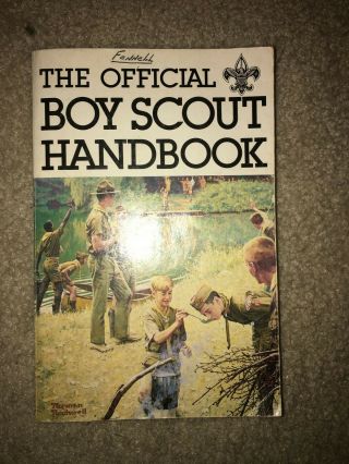 Boy Scout 9th Edition First Printing 1970 Loose Pag Rockwell Cover Handbook Book