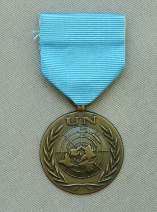 U.  N.  United Nations H.  Q.  Medal Ribbon,  Fine