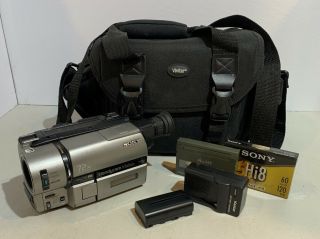Sony Ccd - Trv65 Hi8 Handheld Camcorder Vintage 2 Tapes